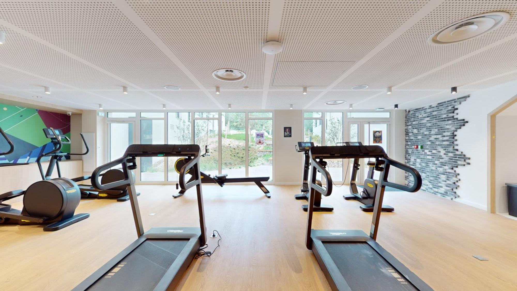 Studio 8 Фонтенбло Екстериор снимка